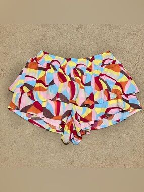 Torrid 3.5” Pull-On Gauze Smocked Ruffle Short Multicolored Women’s Plus Size 1